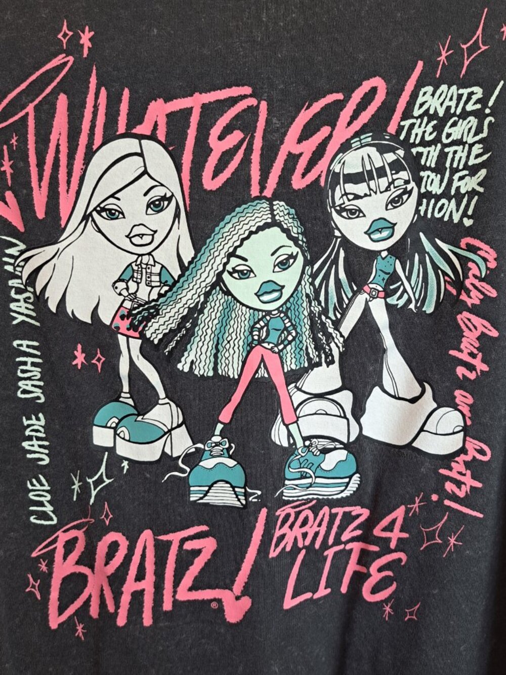 Bratz Bratz Bratz Graphic Crop T-Shirt Size: XL Juniors